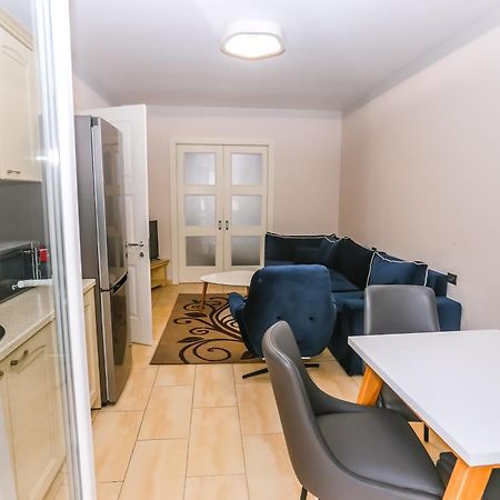 Viatirana By Shqiptrip Apartment Bagian luar foto