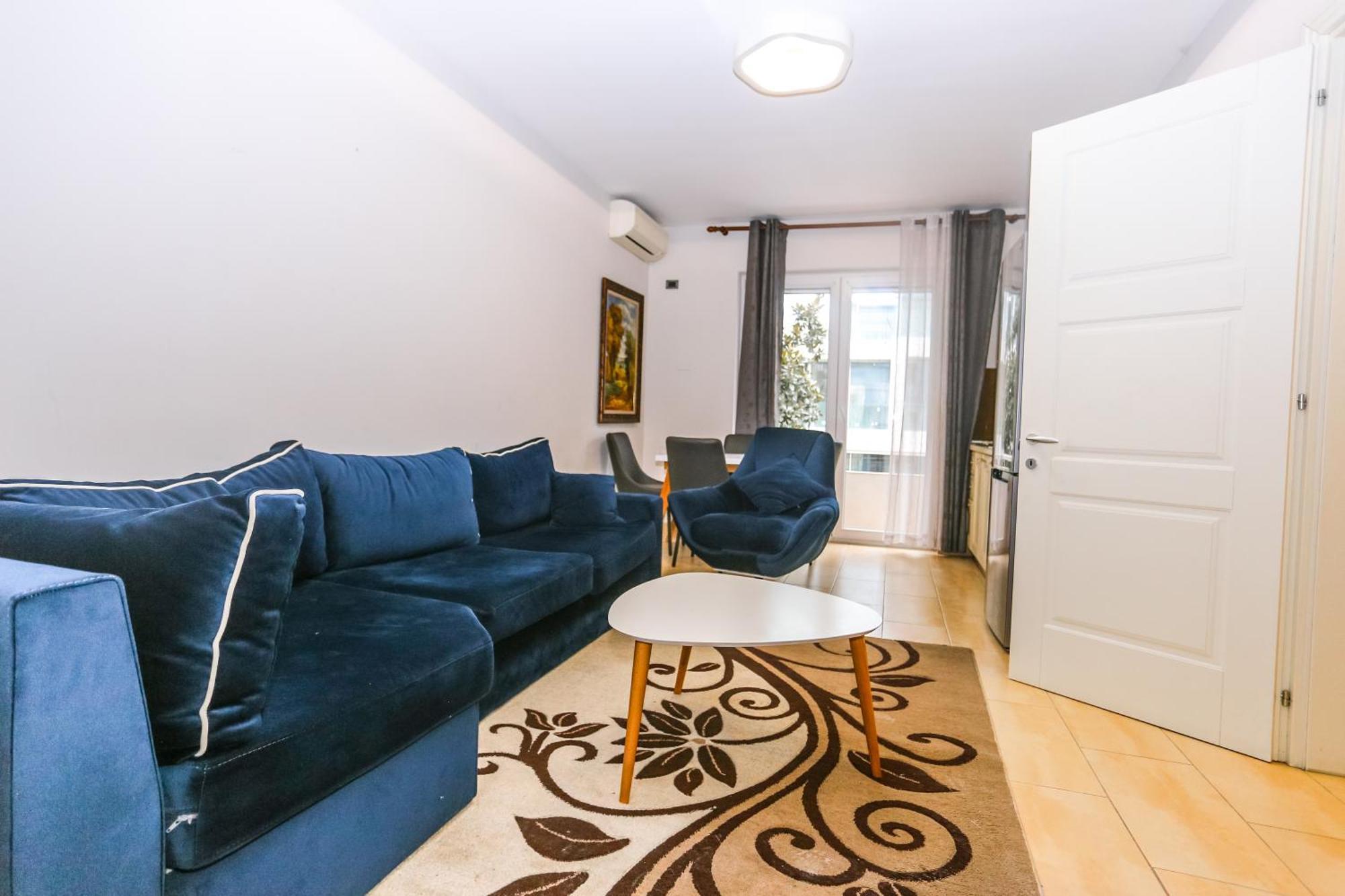 Viatirana By Shqiptrip Apartment Bagian luar foto